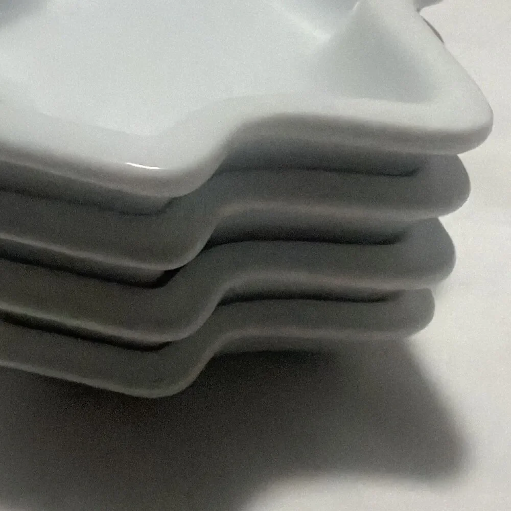 Vintage 2003 Crate & Barrel White Ceramic Christmas Tree Shape Dishes Set (4)